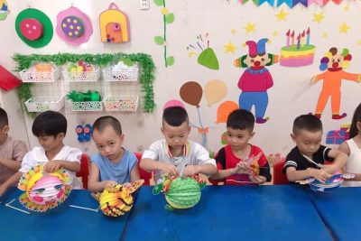 Ngày hội trung thu của bé ở trường Mầm non Bông Sen