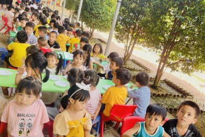 Liên hoan tiệc Buffet trường MN Bông Sen